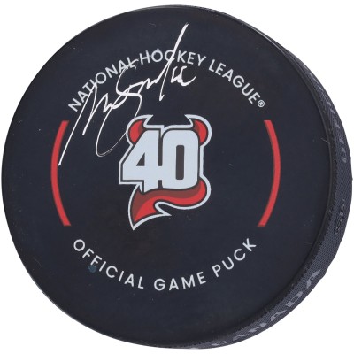 Шайба с автографом Akira Schmid New Jersey Devils Fanatics Authentic Official Game