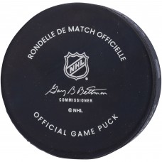 Шайба с автографом Akira Schmid New Jersey Devils Fanatics Authentic Official Game