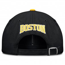 Бейсболка Boston Bruins Fanatics Black 2026 NHL Stadium Series Authentic Pro