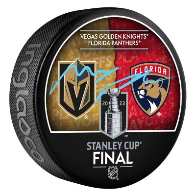 Шайба Matthew Tkachuk Florida Panthers vs. Vegas Golden Knights Fanatics Authentic Autographed 2023 Stanley Cup Final Matchup