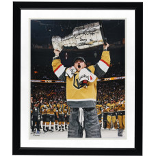 Фото с автографом Jack Eichel Vegas Golden Knights Fanatics Authentic 2023 Stanley Cup Champions 16 x 20 Raising Cup with 2023 SC Champs' Inscription