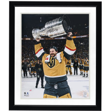 Фото с автографом Adin Hill Vegas Golden Knights Fanatics Authentic 2023 Stanley Cup Champions 16 x 20 Raising Cup with 2023 SC Champs' Inscription Фото с автографом Adin Hill Vegas Golden Knights Fanatics Authentic 2023 Stanley Cup Champions 16 x 20 Raising Cup with 2023 SC Champs' Inscription