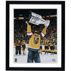 Фото с автографом Brett Howden Vegas Golden Knights Fanatics Authentic 2023 Stanley Cup Champions 16 x 20 Raising Cup