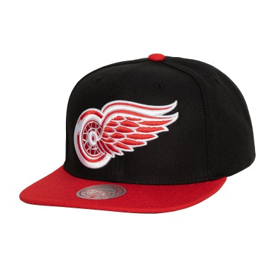 Бейсболка Detroit Red Wings Mitchell & Ness Core Team Ground 2.0 - Black