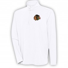 Chicago Blackhawks Antigua Hunk Quarter-Zip Pullover Top - White