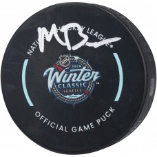 Шайба с автографом Matty Beniers Seattle Kraken Autographed Fanatics Authentic 2024 Winter Classic Hockey