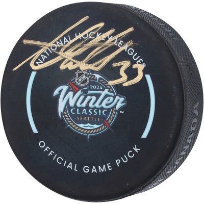Шайба Adin Hill Vegas Golden Knights Autographed Fanatics Authentic 2024 Winter Classic Official Game