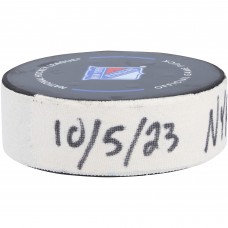Шайба Kaapo Kakko New York Rangers Authentic Game-Used vs. Boston Bruins on October 5, 2023