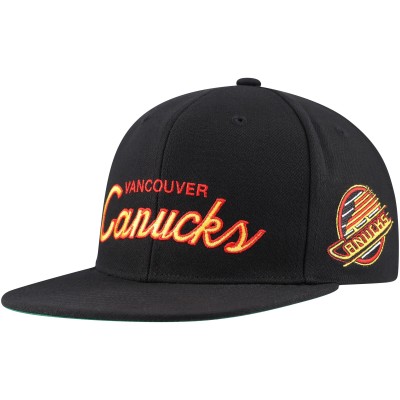 Vancouver Canucks Mitchell & Ness Black Core Team Script 2.0 Snapback Hat