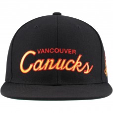 Vancouver Canucks Mitchell & Ness Black Core Team Script 2.0 Snapback Hat