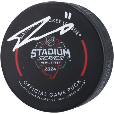 Шайба с автографом Travis Konecny Philadelphia Flyers Fanatics Authentic 2024 Stadium Series Official
