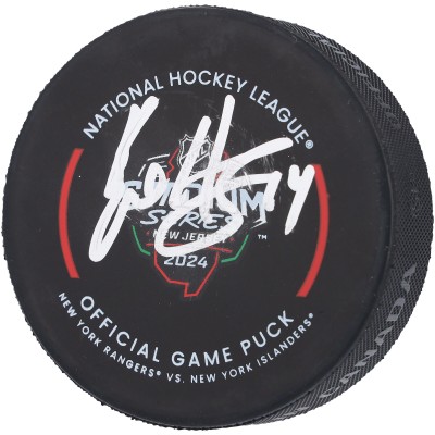 Шайба Bo Horvat New York Islanders Autographed Fanatics Authentic 2024 Stadium Series Official Game