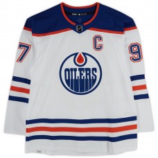 Connor McDavid Edmonton Oilers Autographed White adidas Authentic Jersey - Upper Deck