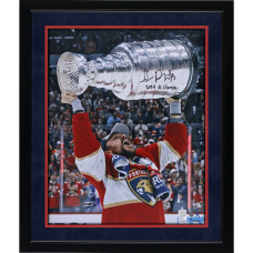 Фото с автографом Sam Reinhart Florida Panthers Fanatics Authentic 2024 Stanley Cup Champions 16" x 20" Raising Cup with "2024 SC Champs" Inscription