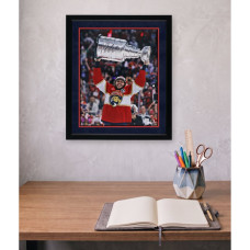 Фото с автографом Carter Verhaeghe Florida Panthers Fanatics Authentic 2024 Stanley Cup Champions 16" x 20" Raising Cup