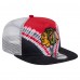 Бейсболка Chicago Blackhawks New Era Black/Red Throwback V-Dye Golfer