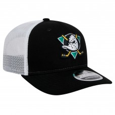 Бейсболка Anaheim Ducks New Era Black Core Trucker 9SEVENTY