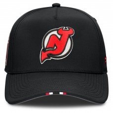 Бейсболка New Jersey Devils Fanatics Black 2025 NHL Draft Authentic Pro On-Stage Podium A-Frame