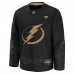 Джерси Tampa Bay Lightning Fanatics Black 2024 Military Appreciation Practice