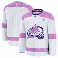 Джерси Colorado Avalanche Fanatics White 2024 Hockey Fights Cancer Practice