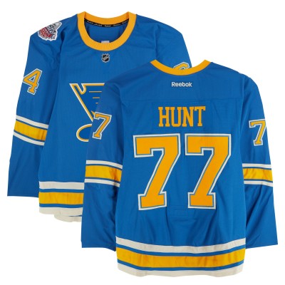 Brad Hunt St. Louis Blues Fanatics Authentic Player-Issued #77 Blue Reebok Jersey vs. Chicago Blackhawks on January 2, 2017 - NHL Winter Classic