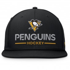 Бейсболка Pittsburgh Penguins Fanatics Black Authentic Pro Rink Lockup