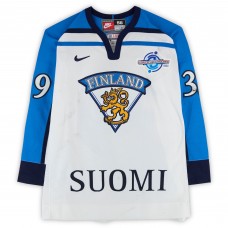 Niko Kapanen Team Finland Fanatics Authentic Game-Used #39 White Nike Jersey from the 2004 World Cup of Hockey