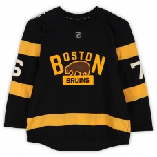 Alexander Khokhlachev Boston Bruins Fanatics Authentic Practice-Used #76 Black Reebok Jersey vs. Montreal Canadiens on January 1, 2016 - NHL Winter Classic - Worn During Warm-Ups