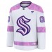Джерси Seattle Kraken Fanatics White 2024 Hockey Fights Cancer Custom Practice