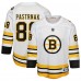 Подростковая Boston Bruins David Pastrnak White Home Replica Player Jersey
