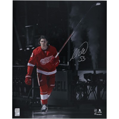 Moritz Seider Detroit Red Wings Autographed Fanatics Authentic 16 x 20 Red Jersey Pregame Photograph
