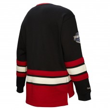 Chicago Blackhawks Black Heritage Lace-Up Pullover Sweatshirt