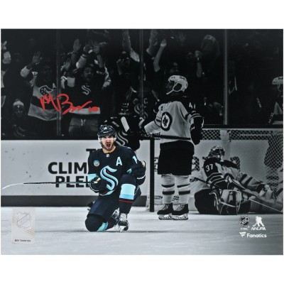 Matty Beniers Seattle Kraken Autographed Fanatics Authentic 8 x 10 Navy Jersey Celebration Photograph