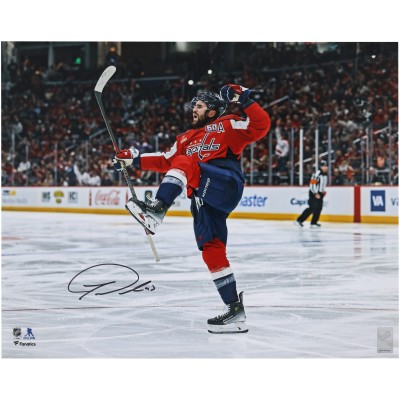 Tom Wilson Washington Capitals Autographed Fanatics Authentic 16 x 20 Red Jersey Celebration Photograph