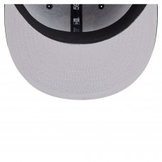 Бейсболка Boston Bruins New Era Black Deceptor 59FIFTY