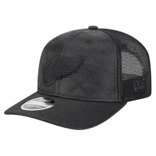 Бейсболка Detroit Red Wings New Era Black Quilted Nylon 9SEVENTY Бейсболка Detroit Red Wings New Era Black Quilted Nylon 9SEVENTY