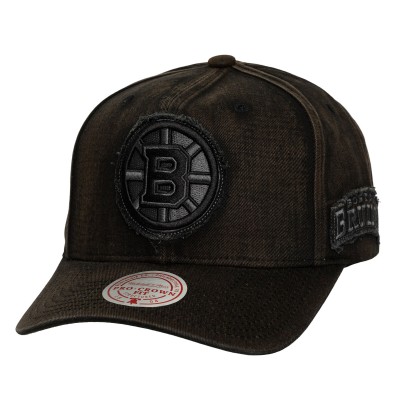 Бейсболка Boston Bruins Mitchell & Ness Black Downtown Snow Wash Pro-Crown