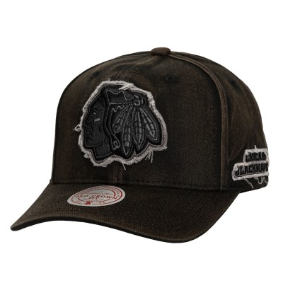 Бейсболка Chicago Blackhawks Mitchell & Ness Black Downtown Snow Wash Pro-Crown
