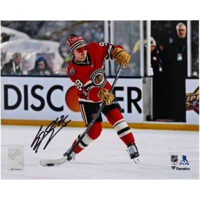Connor Bedard Chicago Blackhawks Autographed Fanatics Authentic 8 x 10 2025 Winter Classic Photograph