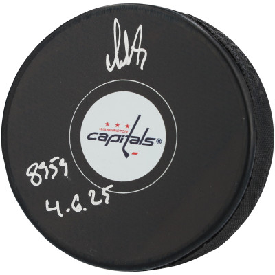 Шайба Alexander Ovechkin Washington Capitals Autographed Fanatics Authentic with 895G 4-6-25 Inscription