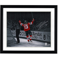 Фото с автографом Nico Hischier New Jersey Devils Fanatics Authentic 16 x 20 Celebration Spotlight