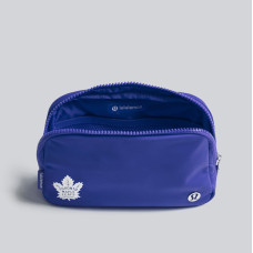 Ремень Toronto Maple Leafs lululemon Everywhere Bag - Larkspur