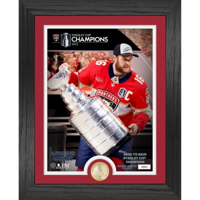 Монета и фотография Florida Panthers Aleksander Barkov Highland Mint 2025 Stanley Cup Champions 13 x 16 Raising the Stanley Cup Bronze