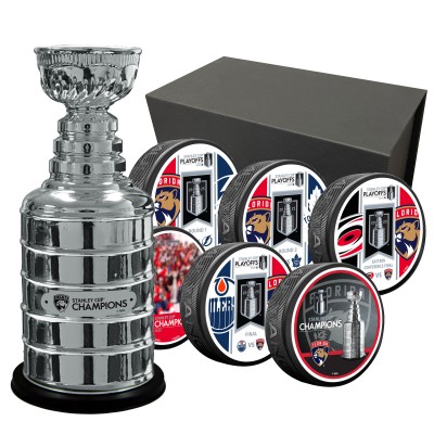 Подарочный набор Florida Panthers 2025 Stanley Cup Champions 8 Replica Stanley Cup & 6 Puck Pack