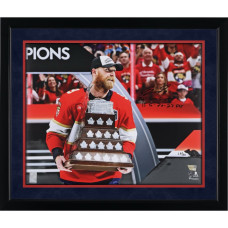 Фото с автографом Sam Bennett Florida Panthers Fanatics Authentic 2025 Stanley Cup Champions 16" x 20" Raising Conn Smythe with Multiple Inscriptions - Limited Edition of 50 Фото с автографом Sam Bennett Florida Panthers Fanatics Authentic 2025 Stanley Cup Champions 16" x 20" Raising Conn Smythe with Multiple Inscriptions - Limited Edition of 50