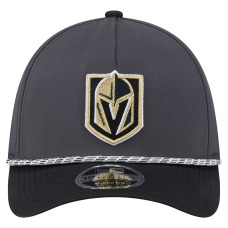 Бейсболка Vegas Golden Knights New Era Charcoal/Black 39THIRTY Two-Tone Featherweight M-Crown
