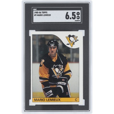 Mario Lemieux Pittsburgh Penguins 1985-86 Topps #9 SGC Authenticated 6.5 Rookie Card