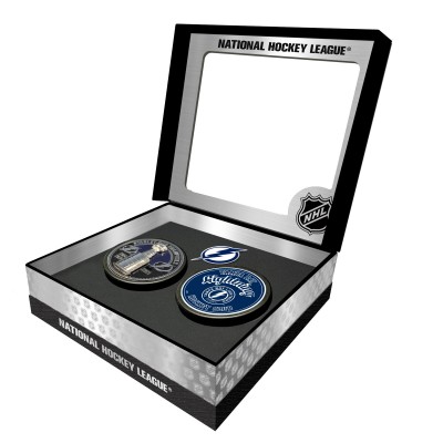 Tampa Bay Lightning Stanley Cup Retro Puck & 3D Cup Puck Gift Box Set