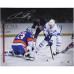 Фото с автографом Auston Matthews Toronto Maple Leafs Fanatics Authentic 16" x 20" Tying Franchise Goal Record Spotlight