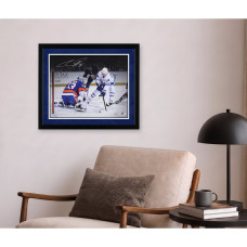 Фото с автографом Auston Matthews Toronto Maple Leafs Fanatics Authentic 16" x 20" Tying Franchise Goal Record Spotlight Фото с автографом Auston Matthews Toronto Maple Leafs Fanatics Authentic 16" x 20" Tying Franchise Goal Record Spotlight